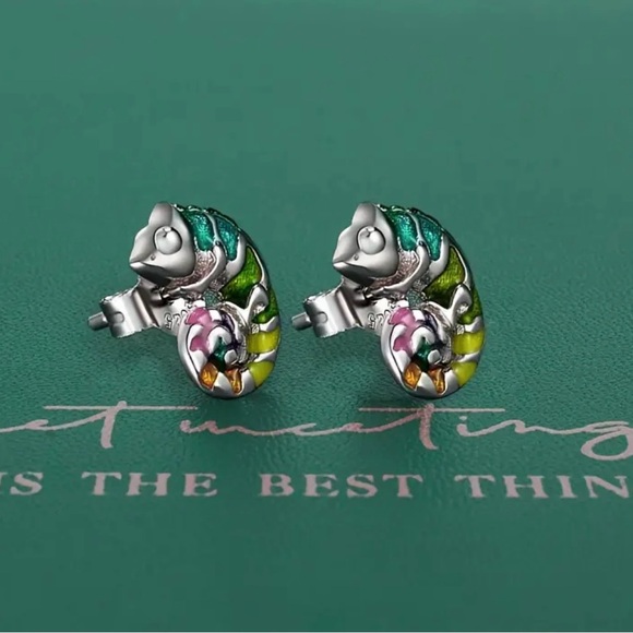 Delicate 925 Sterling Multicolored Silver Dragon Design Stud Earrings - Picture 1 of 6